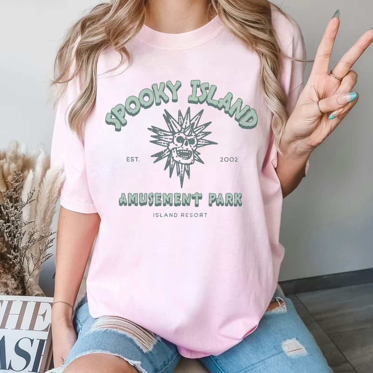 Spooky Island Disco Skull Halloween Nostalgia T-Shirt/Sweatshirt/Hoodie