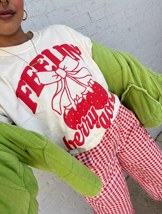 Feeling Berry Good Berries & Bows T-Shirt/Sweatshirt/Hoodie